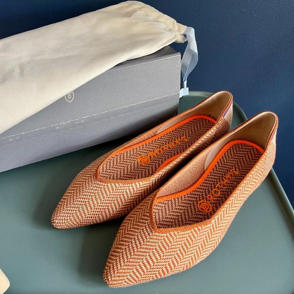 Camel Herringbone Merino Point BNIB (Retired) - Picture 7 of 9